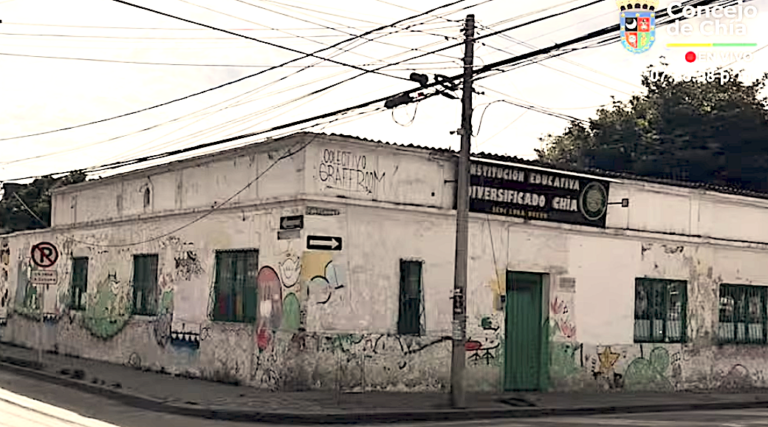 La riqueza de Chía contrasta con colegios abandonados y controles políticos que no transforman realidades
